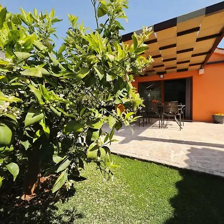 Arancia Villa *